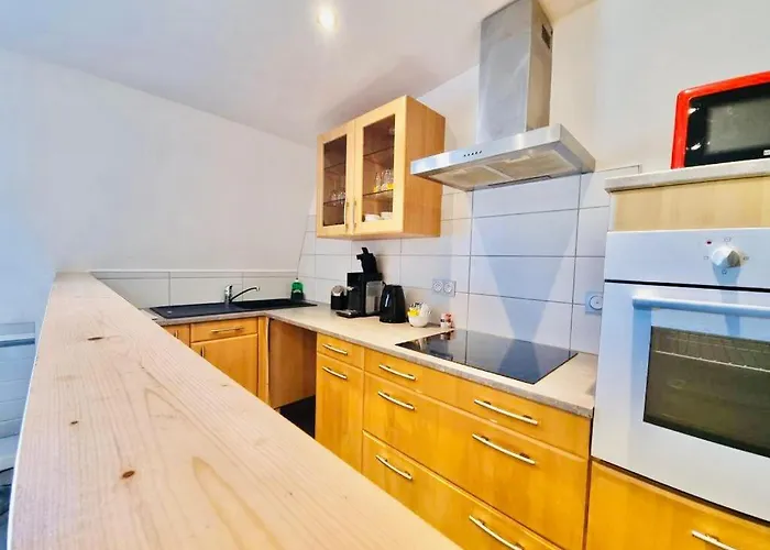 Rue De Reims Super T3 Equipe Et Parking Prive Betheny