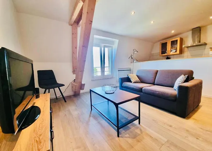 Rue De Reims Super T3 Equipe Et Parking Prive *