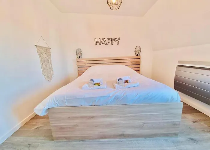 Apartment Rue De Reims Super T3 Equipe Et Parking Prive