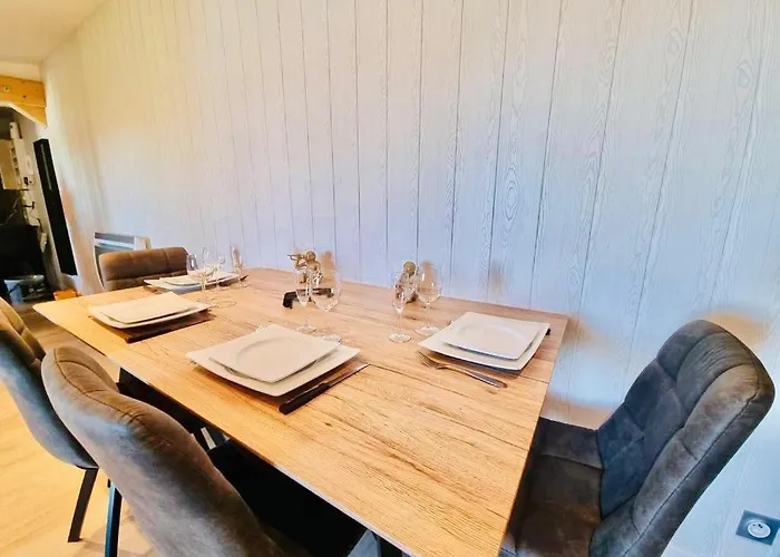 Apartment Rue De Reims Super T3 Equipe Et Parking Prive Betheny